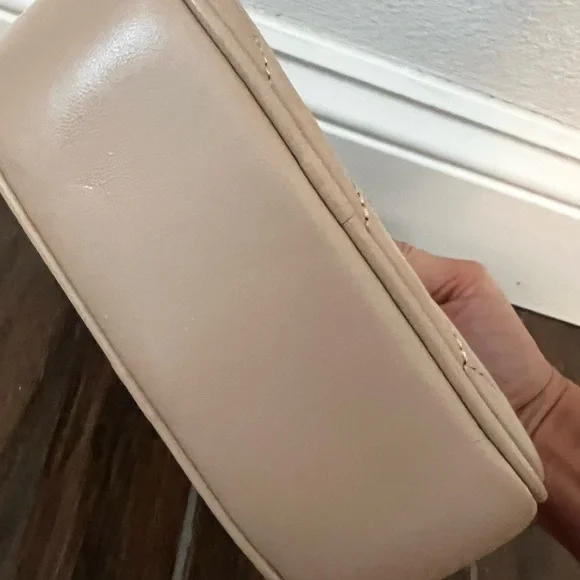 Tory Burch Small Kira Chevron Quilted Crossbody Bag - Picture 7 of 7